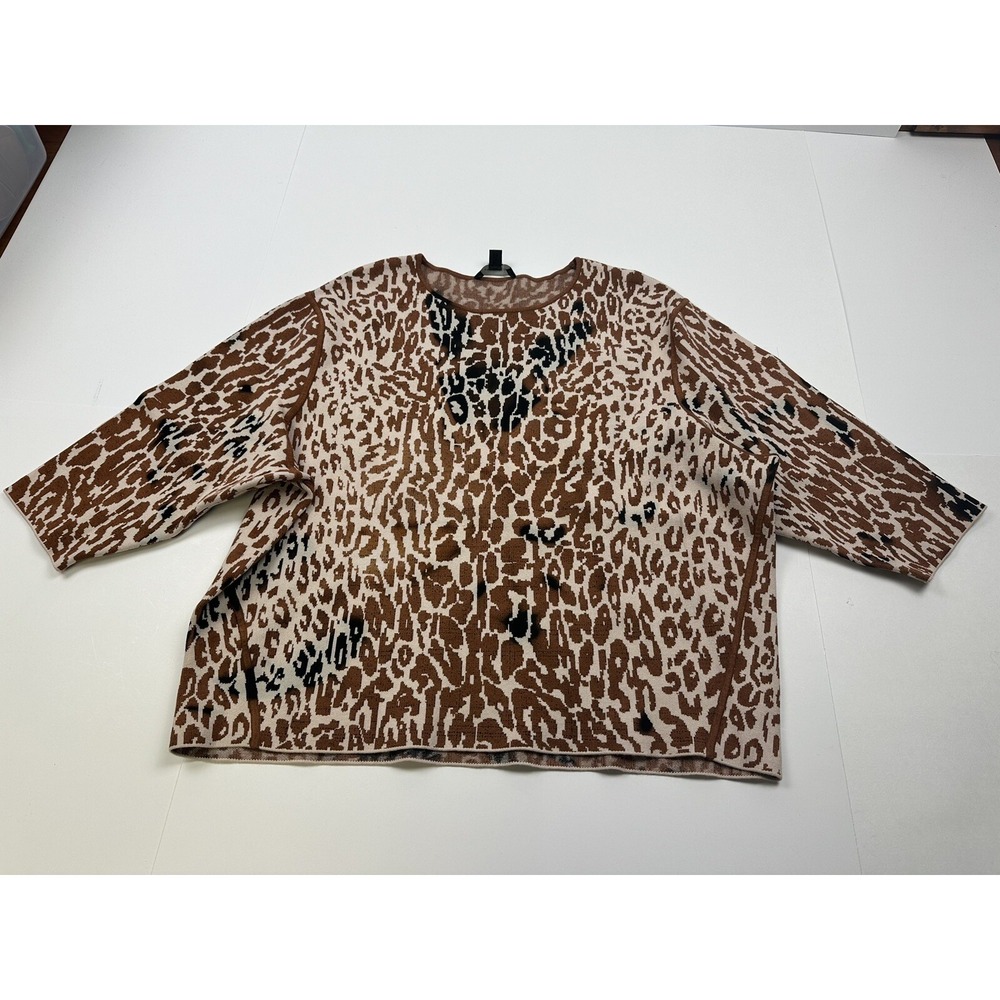 Ann Taylor Pullover Sweater Animal Print Large 3/4 Sleeves